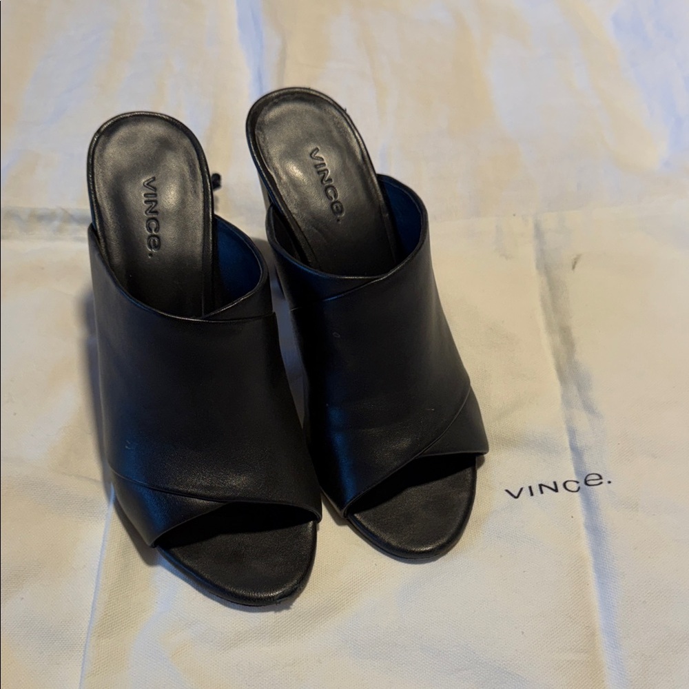 Vince Black Leather Open-Toe Slide Mules size 7